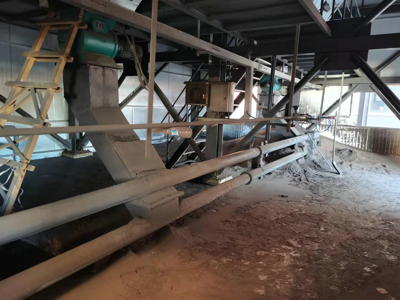 多點(diǎn)進(jìn)料管鏈輸送機(jī)